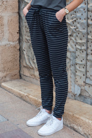 Alma Pants | Dark Grey Black Stripe | Bukser fra Liberté