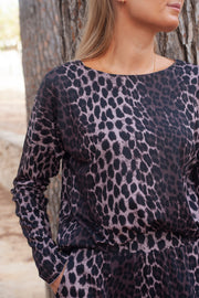 Alma Ls Top (Fleece) | Dark Brown Lux Leo | Bluse fra Liberté