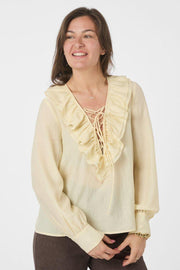 Katarina Crepe Ruffle Blouse | Light Yellow | Bluse fra Neo Noir