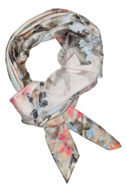 Inette big printed silk scarf 52800 | Beige w. Watercolour Print | Tørklæde fra Gustav