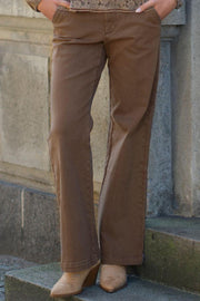 Malia Jeans 2813 | Cappuccino | Jeans fra Prepair