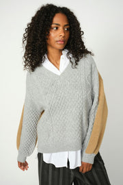 Beth Ottili V-neck Knit | Grey Melange | Strik fra Mos Mosh