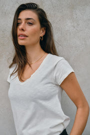 Tulli V-SS Basic Tee | White | T-shirt fra Mos Mosh