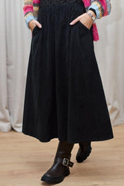 Virginia Corduroy Skirt | Black | Nederdel fra Black Colour