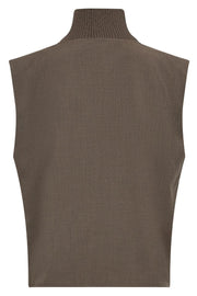 Vida Rib Turtleneck Vest | Walnut | Top fra Co'couture