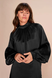 Sille Glossi Blouse | Black | Bluse fra Mos Mosh