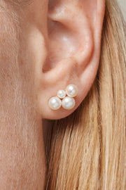 Mae Earrings | Pearls | Øreringe fra Enamel