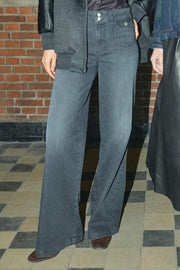 Colette Grendel Jeans Long | Grey Wash | Jeans fra Mos Mosh