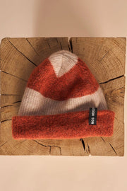 Thora Stripe Knit Hat | Burnt Ochre | Hue fra Mos Mosh