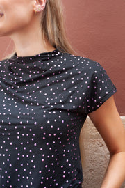 Alma Top | Black Pink Holographic Dot | Bluse fra Liberté