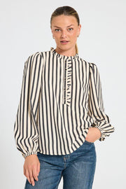 Noto Blouse 204913 | Star Off-White W. Black | Bluse fra Freequent