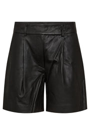 Phoebe Leather Pleat Shorts 31458 | Black | Bukser fra Co'couture