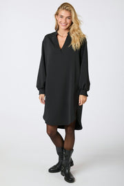 Lexia Crepe Dress | Black | Kjole fra Neo Noir