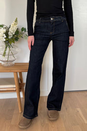 Nora Jeans | Raw Blue Denim | Jeans fra French Laundry