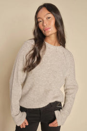 Tammy Thora Knit | Feather Gray | Strik fra Mos Mosh