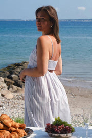 Savani Stripe Dress | Light Blue | Kjole fra Neo Noir