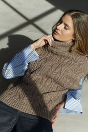 Row Oversize Cable Knit Vest 32222 | Walnut | Strik fra Co'couture