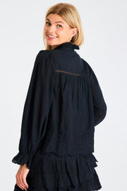 Heline Emb Blouse | Navy | Bluse fra Neo Noir