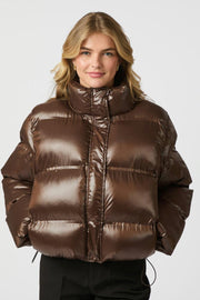 Rhea Shiny Puffer Jacket | Dark Brown | Jakke fra Neo Noir