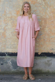 Martha Dress 3/4 2743A | Rosa | Kjole fra Prepair
