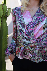Tiki Ls Twist Blouse | Pink Scarf | Bluse fra Liberté