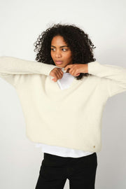 Thora V-Neck Knit | Ecru | Strik fra Mos Mosh