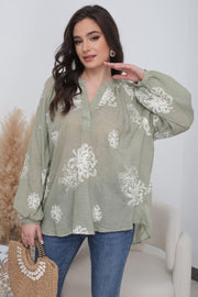 Bluse mit hoher Stickerei | Bluse von Atelier C