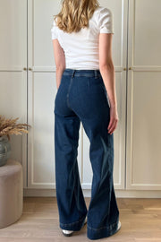 Eleonora Jeans | Dark Blue Denim | Jeans fra French Laundry