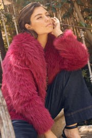 Lennie Faux Fur Jacket  | Beet Red | Jakke fra Mos Mosh