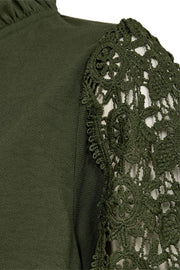 Essa Blouse 205567 | Kombu Green | Bluse fra Freequent