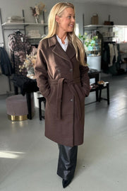 Quentin Long Wool Coat | Brun l  Frakke fra French Laundry