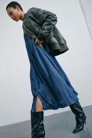 Bey Dow Dress | Salute Navy | Kjole fra Mos Mosh