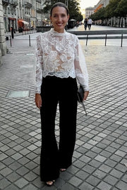 Floral Emb Lace Blouse | Blonde bluse fra Avery