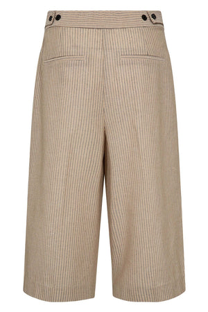 Nadinecc Pleat Bermuda | Bisquit | Shorts fra Co'Couture