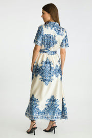 Noelle Paisley Border Dress | Bright Blue | Kjole fra Neo Noir