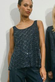 Astra Bead Top | Salute Navy | Bluse fra Mos Mosh