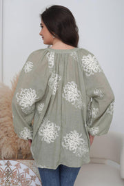 Bluse mit hoher Stickerei | Bluse von Atelier C