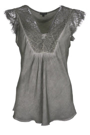 Billy Lace Top | Grey | Bluse fra Black Colour