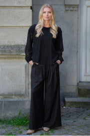 Ellie Pants 2825 | Black | Pants fra Prepair