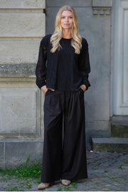 Claire Blouse 2822 | Black | Bluse fra Prepair