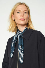 Serve Scarf | Ensign Blue | Accessories fra Mos Mosh