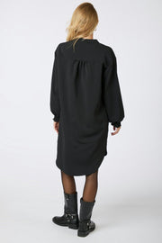 Lexia Crepe Dress | Black | Kjole fra Neo Noir