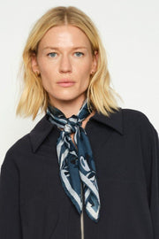 Serve Scarf | Ensign Blue | Accessories fra Mos Mosh