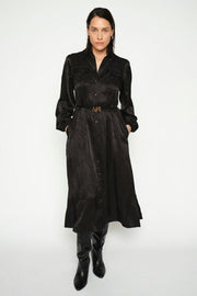 Raya Monogram Dress | Black | Kjole fra Mos Mosh