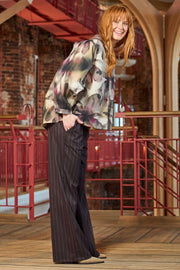 Filora Blouse | Plum Flower | Bluse fra Black Colour
