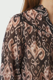 Camisa Print Blouse | Black | Bluse fra Neo Noir