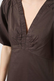 Illana Poplin Dress | Chocolate Brown | Kjole fra Neo Noir