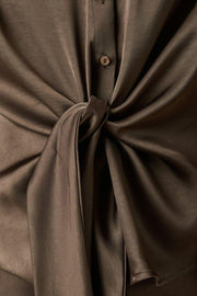 Naja Satin Shirt | Dark Brown | Bluse fra Neo Noir