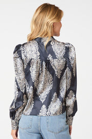 Rosslyn Paisley Drop Blouse | Navy | Bluse fra Neo Noir