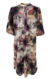 Filora Dress | Plum Flower | Kjole fra Black Colour